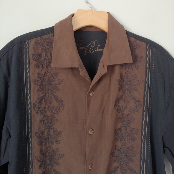 Tommy Bahama Silk Button Down Shirt Short Sleeves Size Medium Brown Black - Picture 10 of 16